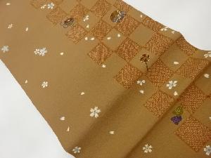 金彩市松に玩具・桜散らし模様名古屋帯